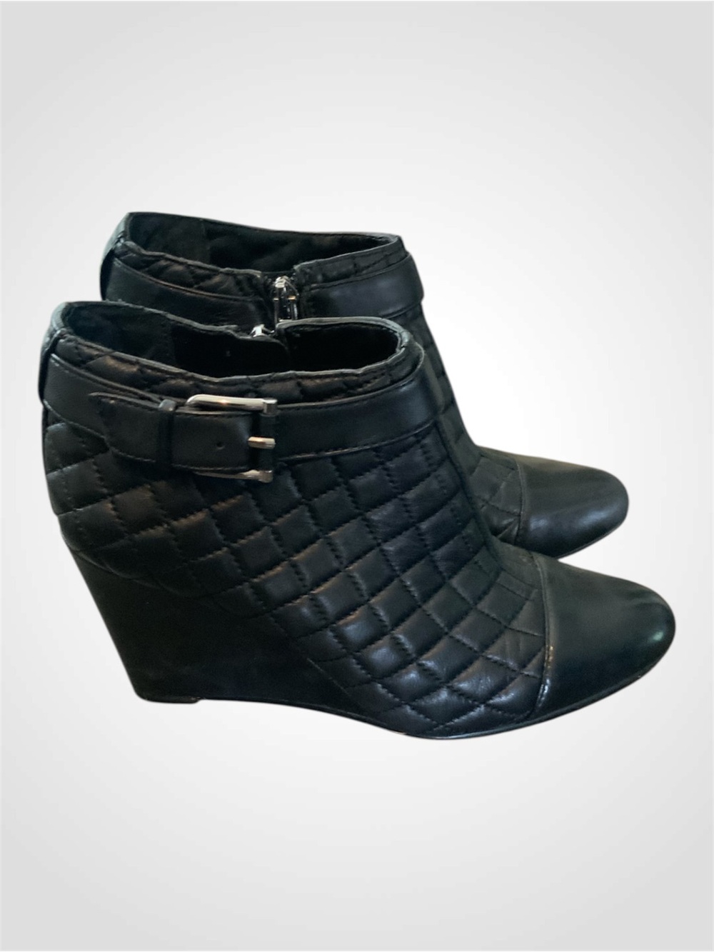 Vince Camuto Black Quilted Wedge Ankle Boots 6.5